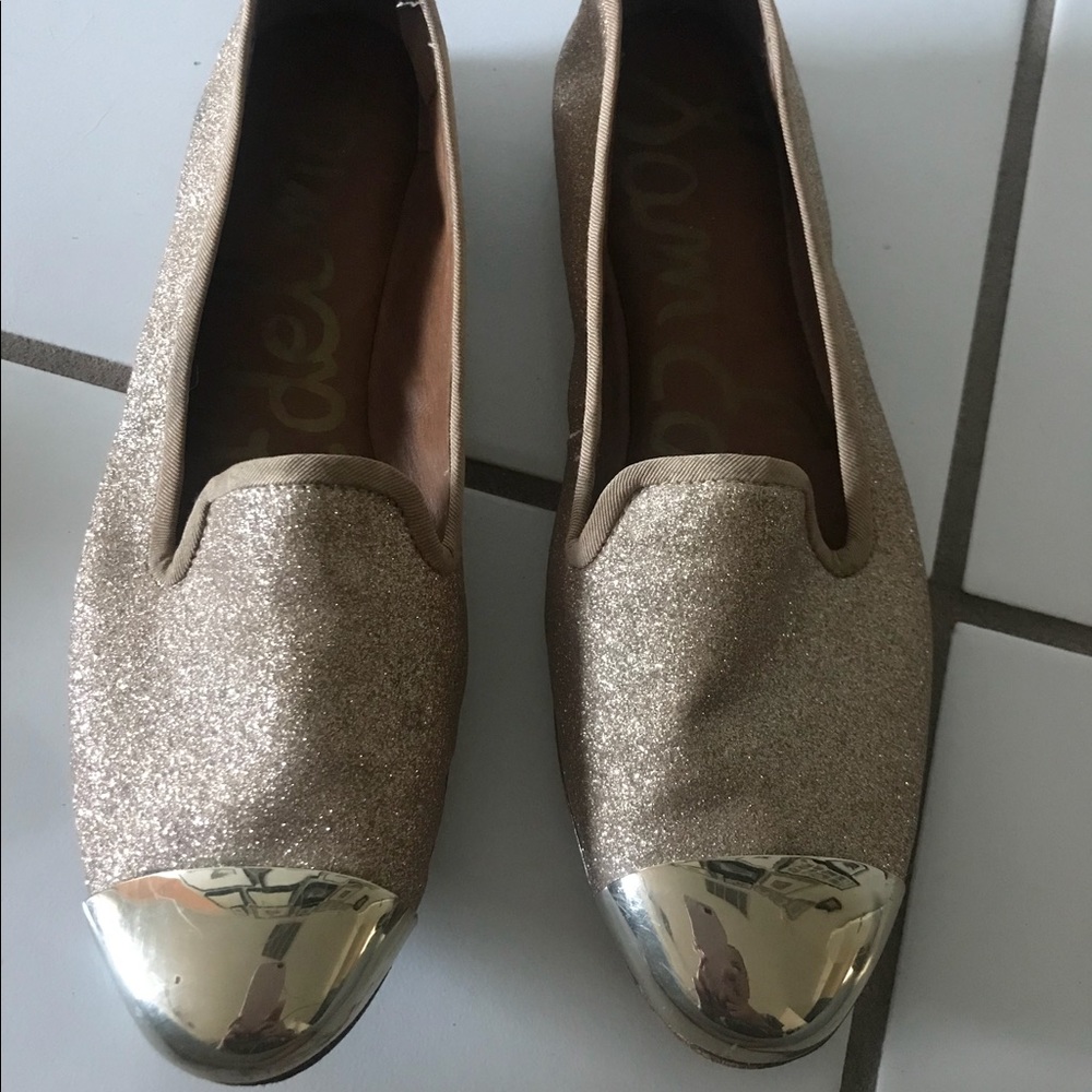 Sam Edelman Gold Aster Flats - Picture 2 of 5